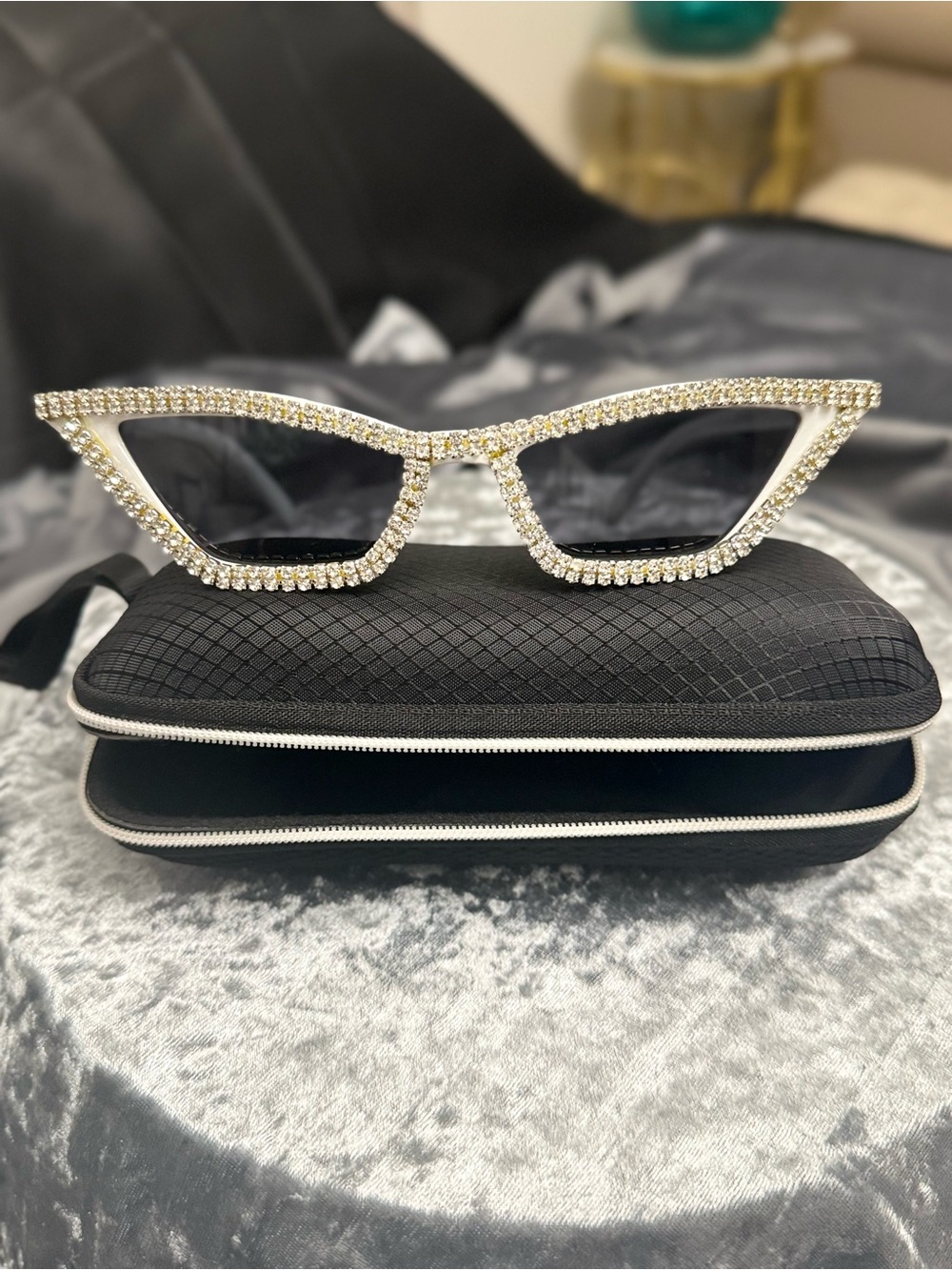 Crystal-Embellished Cat Eye Sunglasses - Black